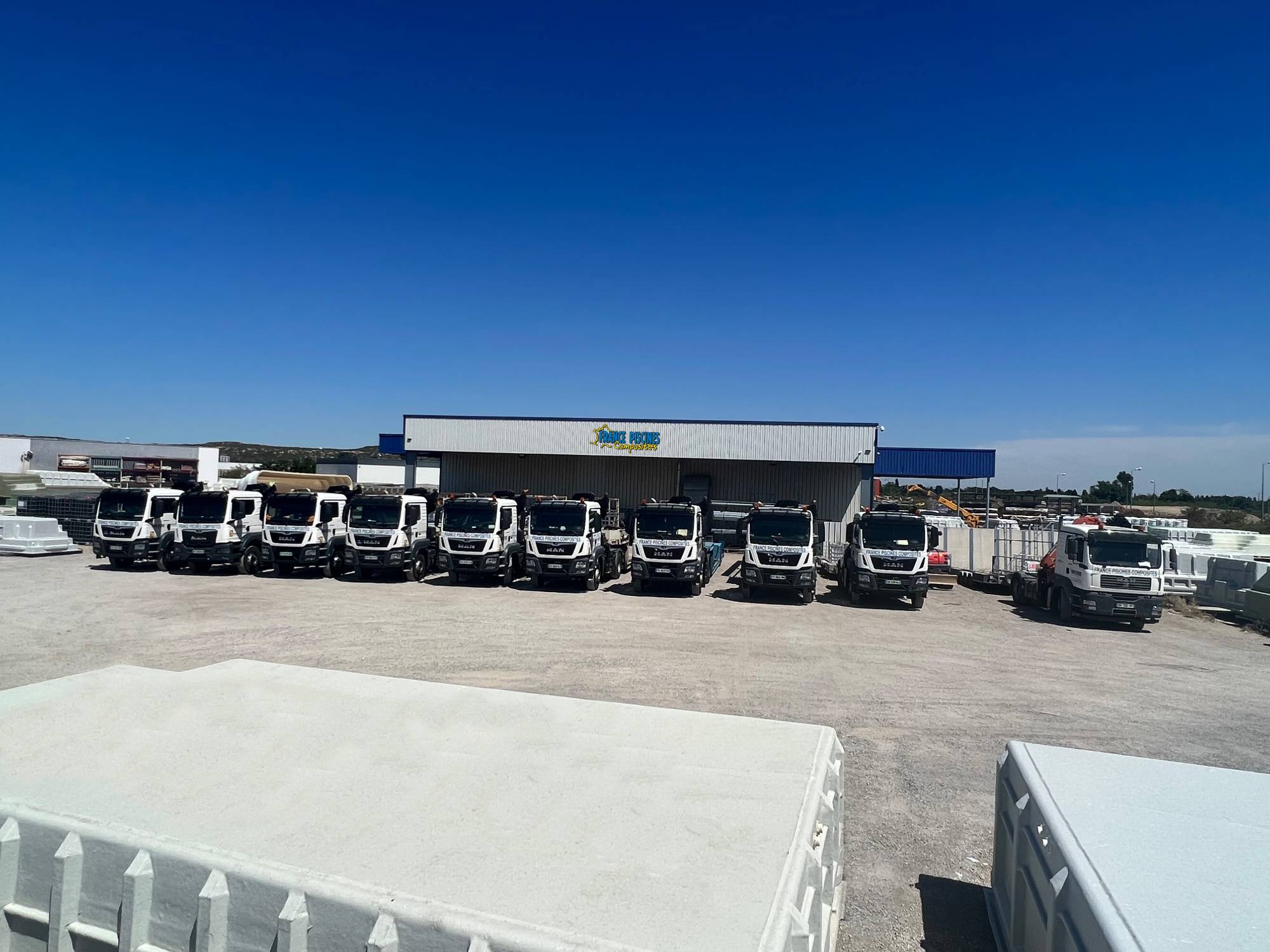 NOTRE FLOTTE DE VEHICULE