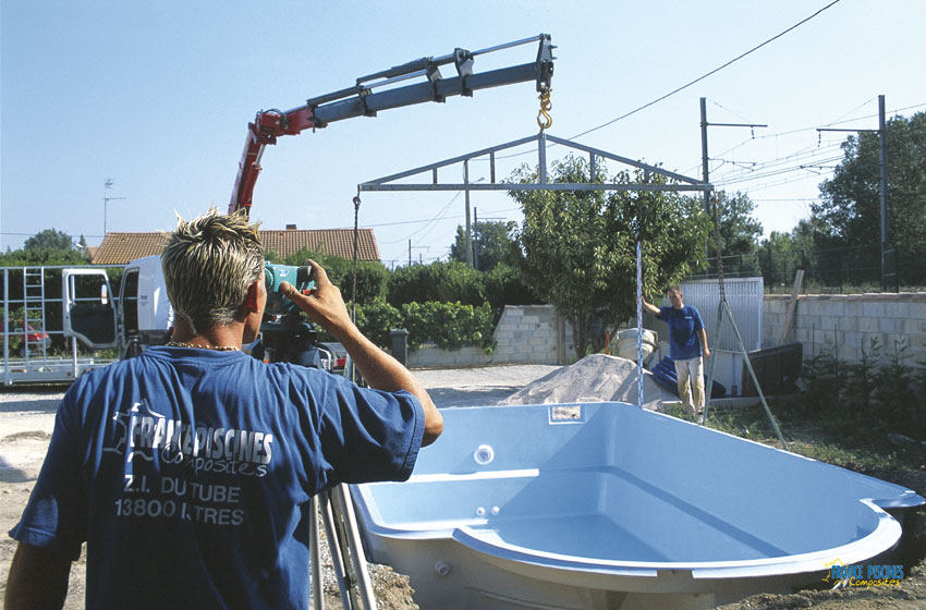 METTRE DE NIVEAU UNE PISCINE COQUE POLYESTER