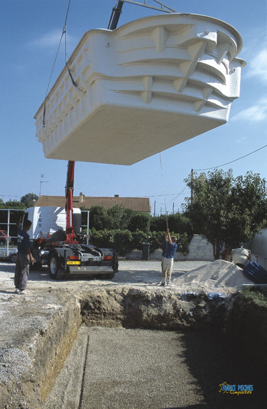 Mise en place de la piscine coque