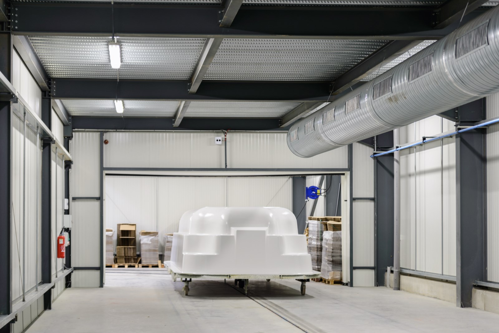 etuve piscines coque polyester