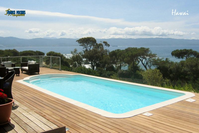 PISCINE COQUE POLYESTER