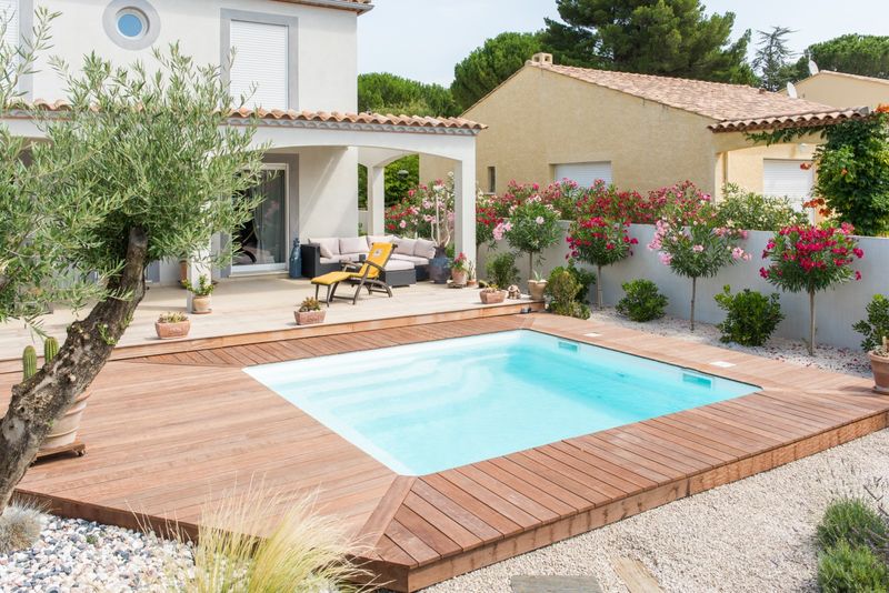 coque piscine carré Montpellier
