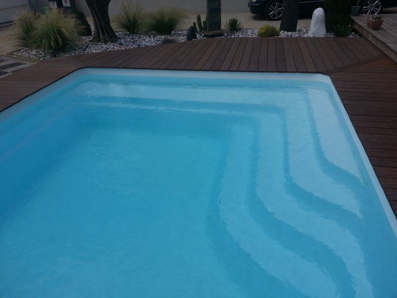 Escalier banquette polyester à Lyon