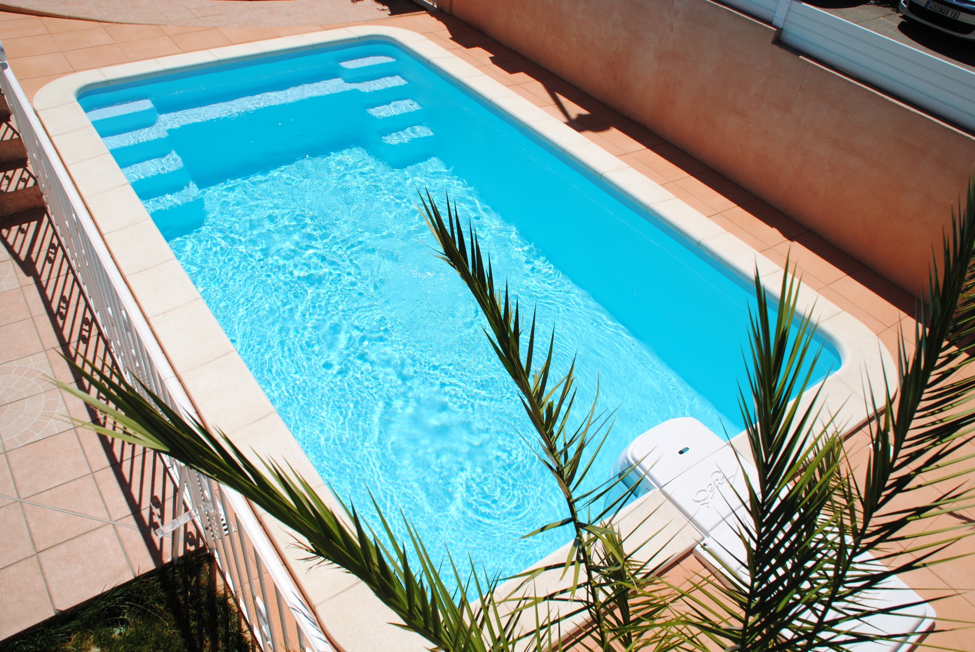 Piscine coque polyester 5X3 sur Marseille dans les Bouches du Rhône