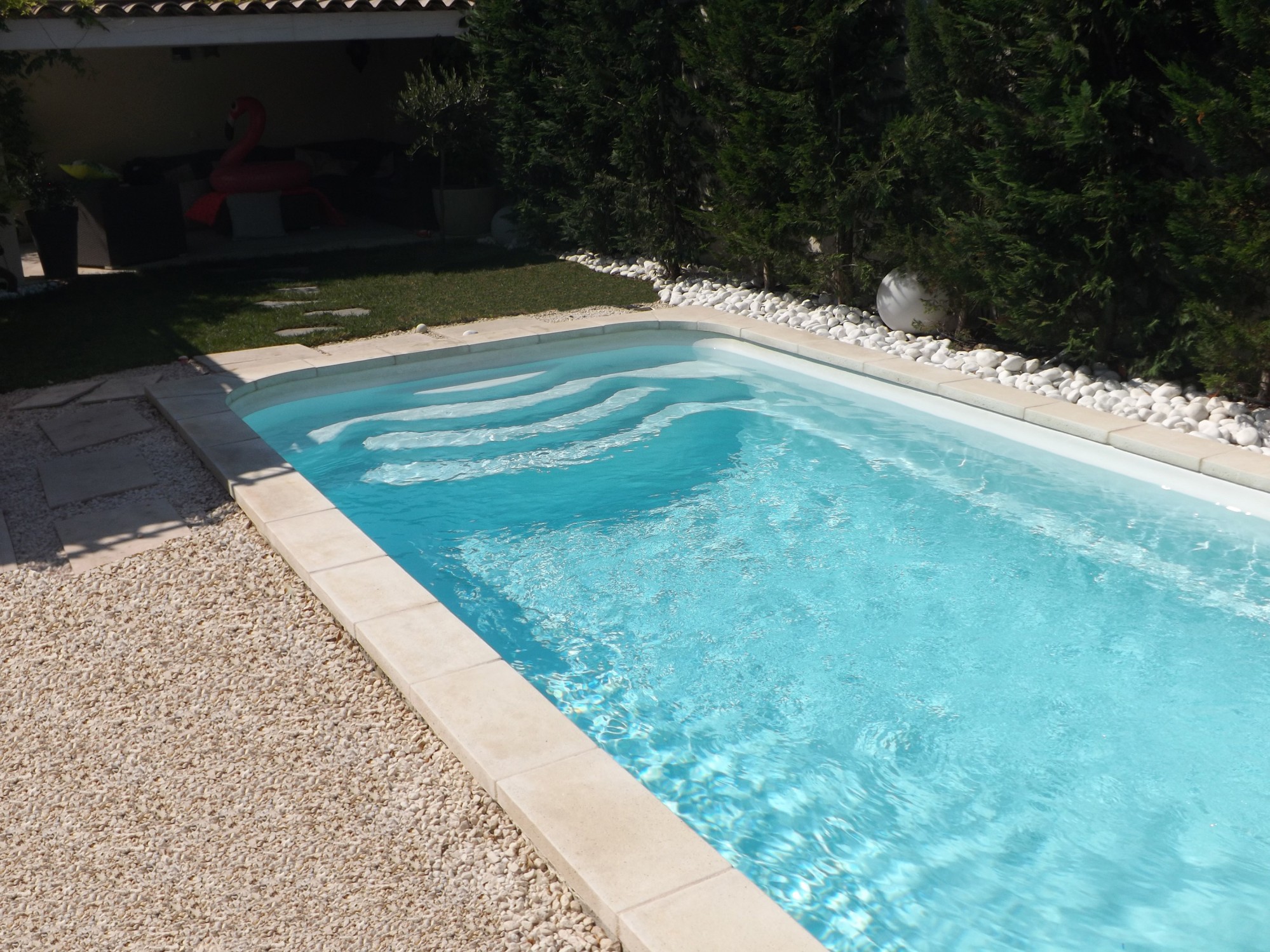 Piscine coque polyester en fibre de verre petite et rectangulaire